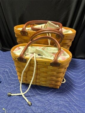 Set of 2 Longaberger Basket 2001)